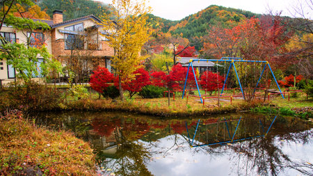 Luxury house with autumn color leaves at Kawaguchiko, Japanのeditorial素材