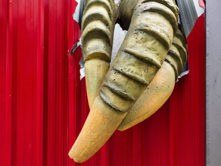 Dinosaur fingers deploy red zinc wall, scary concept