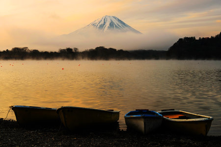 Mount Fuji from Lake Shoji with mist at dawn in Yamanashi, Japanのeditorial素材