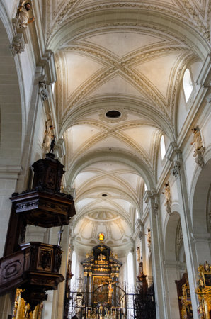 Inside view of Hofkirche St. Leodegar Church in Lucern Switzerlandのeditorial素材