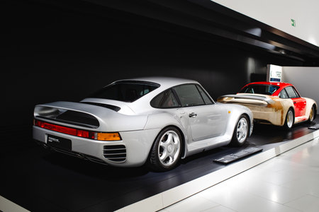 14-09-2024, Stuttgart, Germany. Porsche Museum. 1980's Porsche 959 in silverのeditorial素材