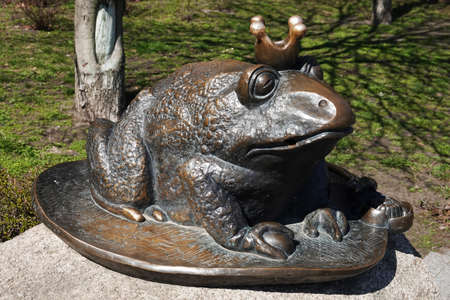 Kiev, Ukraine April 11, 2021: Statue "Princess Frog" Sculptor A. Shamshura Uzhgorod Kievans from TOV "MZHK Obolon"のeditorial素材