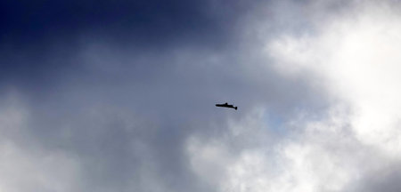 Kyiv, Ukraine November 2, 2024: An unmanned attack drone in the skies over Ukraineの写真素材