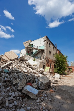Destroyed building, can be used as demolition, earthquake, bomb, terrorist attack or natural disaster.のeditorial素材
