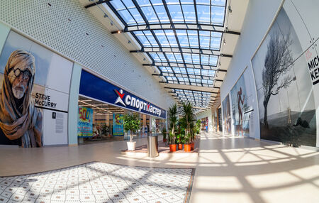 SAMARA, RUSSIA - AUGUST 30, 2014: Inside of the Samara hypermarket Ambar.  The one of largest shopping center in Samara, opened in August 2014のeditorial素材