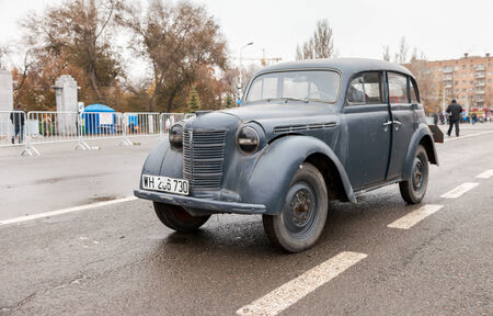 SAMARA, RUSSIA - NOVEMBER 7, 2014: Vintage German car Opel Kadett 1939 on the Kuibyshev Squareのeditorial素材