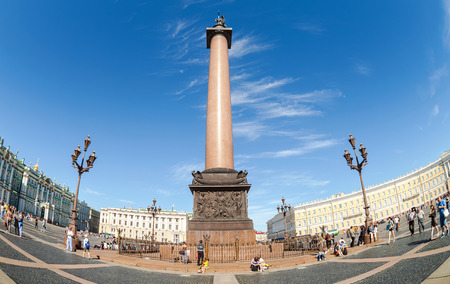 ST.PETERSBURG, RUSSIA - AUGUST 7, 2015: Fisheye view of Saint Petersburg. The Alexander Column at the Palace Square in summer sunny dayのeditorial素材