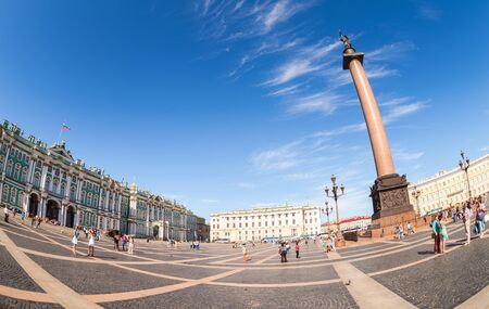 ST.PETERSBURG, RUSSIA - AUGUST 7, 2015: Fisheye view of Saint Petersburg. The Alexander Column at the Palace Square in summer sunny dayのeditorial素材