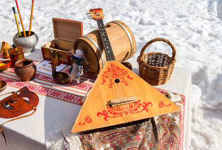 SAMARA, RUSSIA - MARCH 13, 2016: Balalaika and other products of Russian folk artのeditorial素材