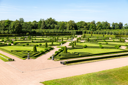 Saint Petersburg, Russia - August 9, 2018: Park of the State Complex "Palace of Congresses". Territory of the Konstantinovsky Palace in Strelna, St. Petersburgのeditorial素材