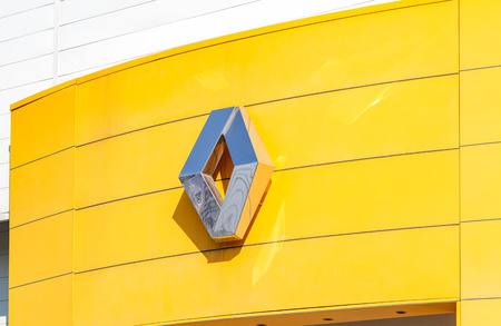 Samara, Russia - April 20, 2019: Renault dealership sign on the office of official dealer. Renault is a French multinational vehicle manufacturerのeditorial素材