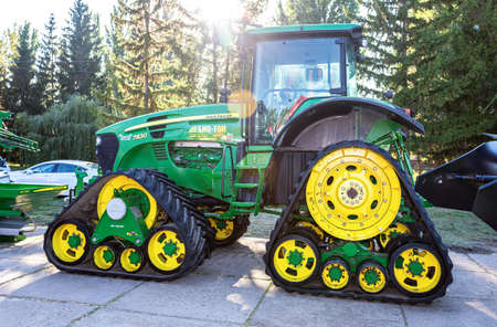 Samara, Russia - September 23, 2017: Rubber track John Deere 7830 agricultural tractor on display at the annual Volga agro-industrial exhibitionのeditorial素材