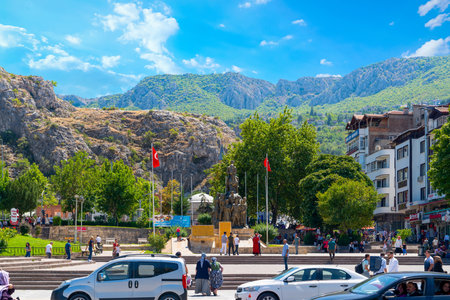 Amasya/Turkey- August 09 2019: City center, downtown with monument and hills in background.のeditorial素材