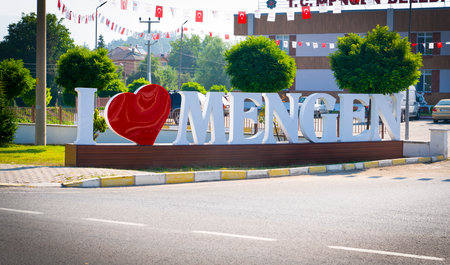 Mengen, Bolu / Turkey - August 03 2019 :  I love Megen text sculpture in city centerのeditorial素材