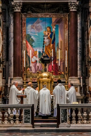 ROME - AUGUST 1: Indoor St. Peter's Basilica on August 1, 2012 in Rome, Italy. St. Peter's Basilica until recently was considered largest Christian church in worldのeditorial素材