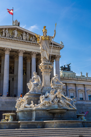 VIENNA, AUSTRIA-AUG 1: Austrian parliament building (Hohes Haus) on August 1, 2013 in Vienna, Austria. It covers over 13,500 square meters, making it one of the largest structures on the Ringstrase.のeditorial素材