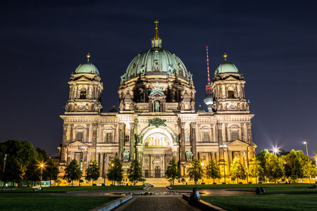 Berliner Dom in Berlin at summer nigthのeditorial素材