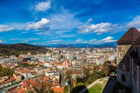 Aerial view over castle and Ljubljana in Slovenia in a summer dayのeditorial素材