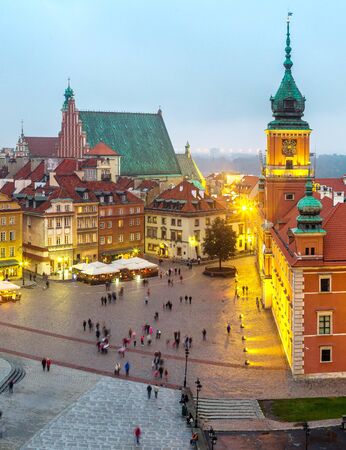 Panoramic view of Warsaw at night in Polandのeditorial素材