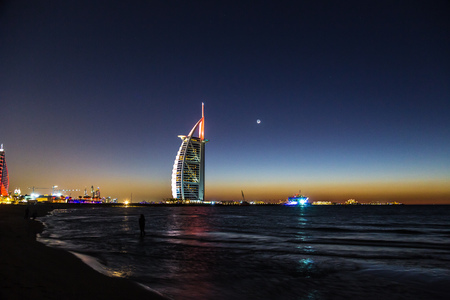 DUBAI, UAE - NOVEMBER 24:  Seven stars luxury hotel Burj Al Arab, November 24, 2015 in Dubai, United Arab Emiratesのeditorial素材
