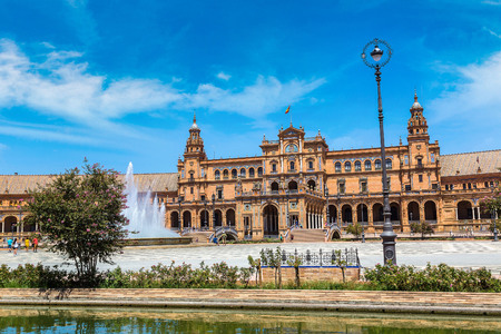 Spanish Square (Plaza de Espana) in Sevilla in a beautiful summer day, Spainのeditorial素材