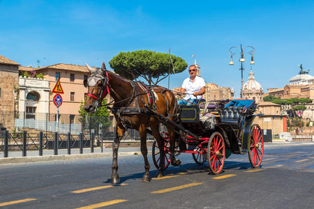 ROME, ITALY - JULY 26, 2017: Carriage with horse in Rome, Italy in a summer dayのeditorial素材