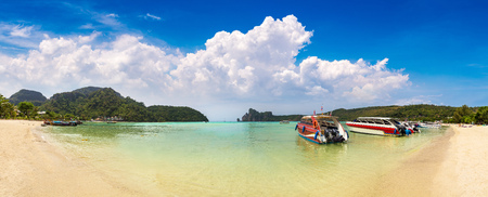 Panorama of Traditional thai longtail boat at Log Dalum Beach on Phi Phi Don island, Thailand in a summer dayのeditorial素材