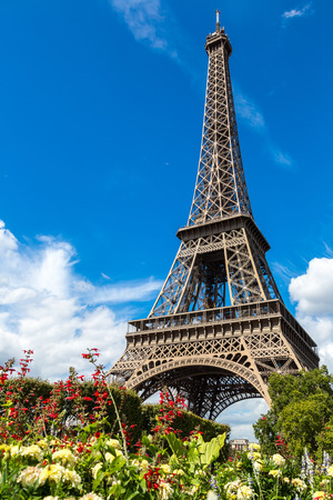The Eiffel Tower in Paris, France in a beautiful summer dayのeditorial素材
