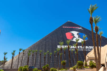 LAS VEGAS, USA - MARCH 29, 2020: Luxor Hotel and Casino in Las Vegas, Nevada, USAのeditorial素材