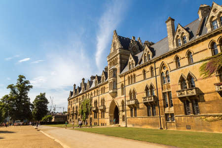 OXFORD, UNITED KINGDOM - JUNE 15, 2016: Christ Church College, Oxford University, Oxford, Oxfordshire, England, United Kingdomのeditorial素材
