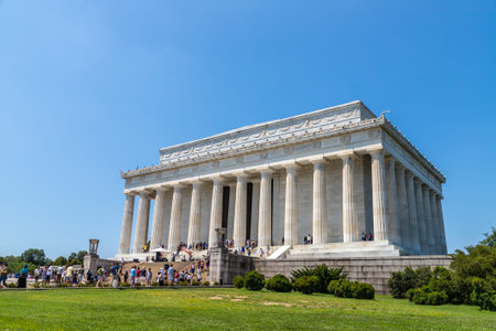 WASHINGTON DC, USA - MARCH 29, 2020: Lincoln Memorial in the National Mall in Washington DC in a sunny day, USAのeditorial素材