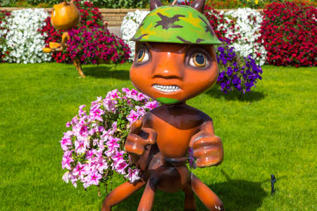 DUBAI, UNITED ARAB EMIRATES - JANUARY 31, 2020: Dubai miracle garden in a sunny day , United Arab Emiratesのeditorial素材