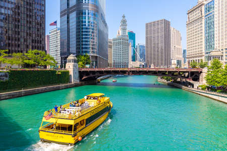 CHICAGO, USA - MARCH 29, 2020: Trump Tower skyscraper building in Chicago, Illinois, USAのeditorial素材