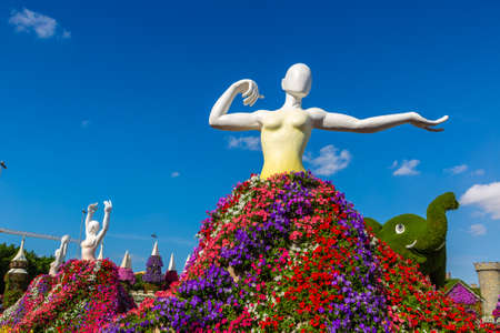 DUBAI, UNITED ARAB EMIRATES - MARCH 29, 2020: Dubai miracle garden in a sunny day , United Arab Emiratesのeditorial素材
