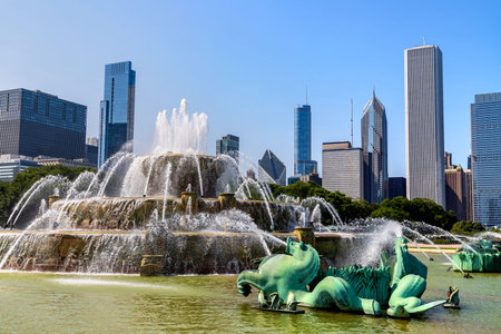 Buckingham Fountain in a sunny day in Chicago, USAの写真素材