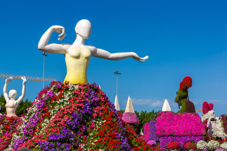 DUBAI, UNITED ARAB EMIRATES - MARCH 29, 2020: Dubai miracle garden in a sunny day , United Arab Emiratesのeditorial素材