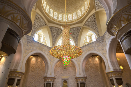 Interior of Sheikh Zayed Grand Mosque in Abu Dhabi, United Arab Emiratesのeditorial素材