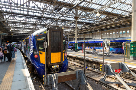 GLASGOW, UK - JUNE 14, 2022: Glasgow Queen Street train station in a summer day, Glasgow, Scotland, UKのeditorial素材