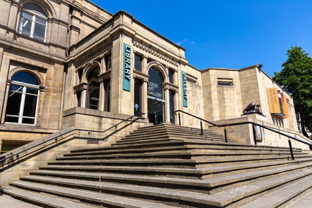 LEEDS, UK - JUNE 16, 2022: Leeds Art Gallery in a sunny summer day in Leeds, West Yorkshire, UKのeditorial素材