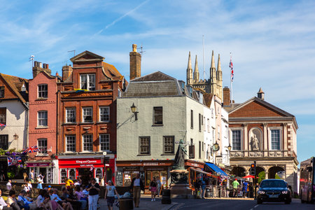 WINDSOR, UK - JUNE 19, 2022: Popular tourist Windsor town in a sunny summer day, UKのeditorial素材