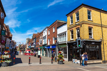 SALISBURY, UK - JUNE 17, 2022: Old buildings and typical street in Salisbury in a sunny summer day, UKのeditorial素材