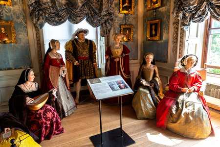 WARWICK, UK - JUNE 11, 2022: The six wives of Henry VIII at Warwick Castle - is a medieval castle built by William the Conqueror in 1068, UKのeditorial素材