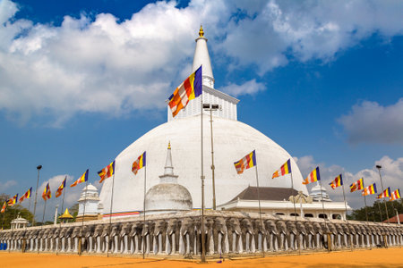 Big white Ruwanwelisaya stupa in Anuradhapura Archaeological Museum in Sri Lankaの写真素材