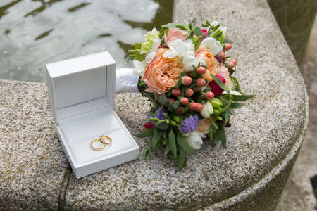 wedding rings bridal wreathの写真素材