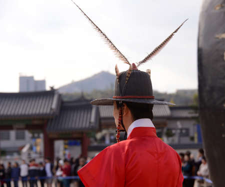 SEOUL, KOREA - OCTOBER 22 : Royal Guard in The Gyeongbokgung Palace in Seoul, Korea on October 22, 2014.のeditorial素材
