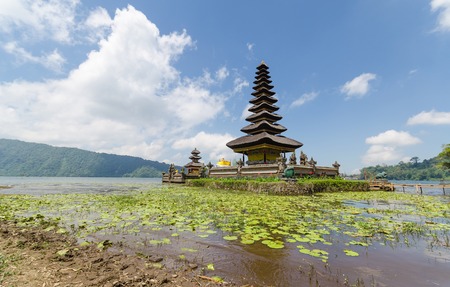Pura ulun danu bratan famous hindu temple in bali indonesiaの写真素材