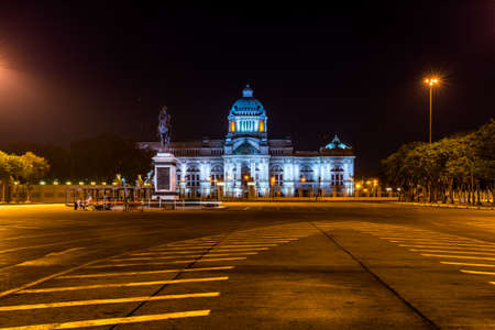 Illuminated Ananta Samakhom Throne Hall at night in Bangkok, Thailandのeditorial素材