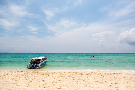 Krabi Rock Island Seascape, Chiang Mai, Thailandのeditorial素材