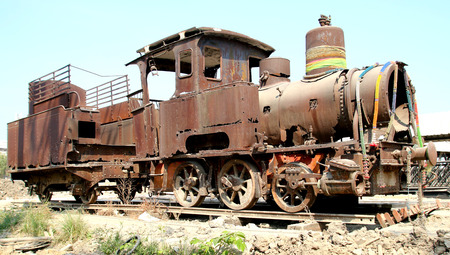 decay stream train 