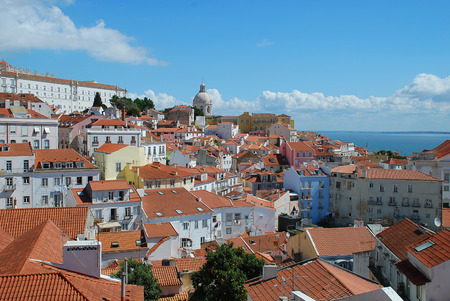 Red rooftops of the houses in the center of Lisbonのeditorial素材